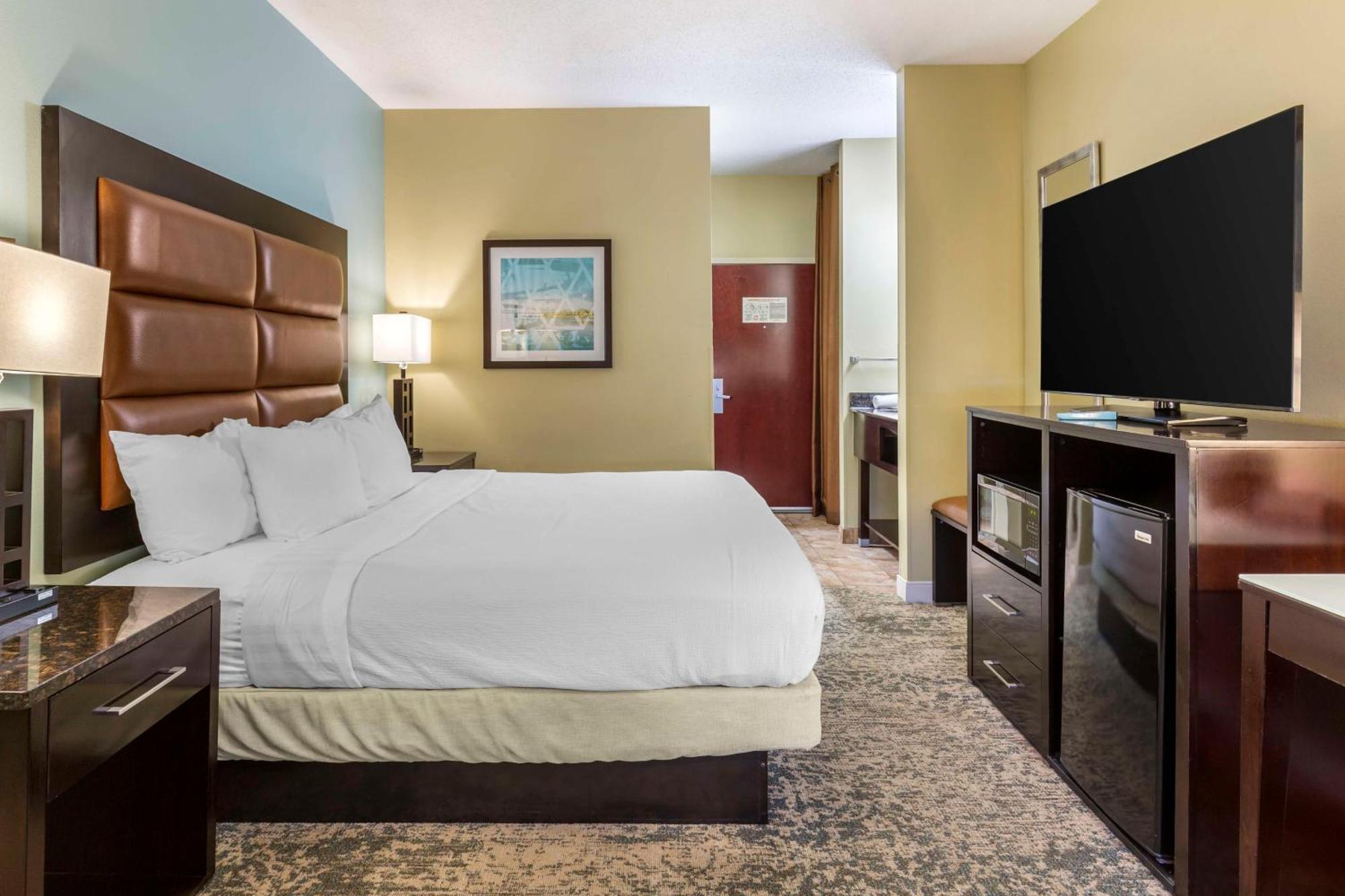 Spark By Hilton Carolina Rd 3*