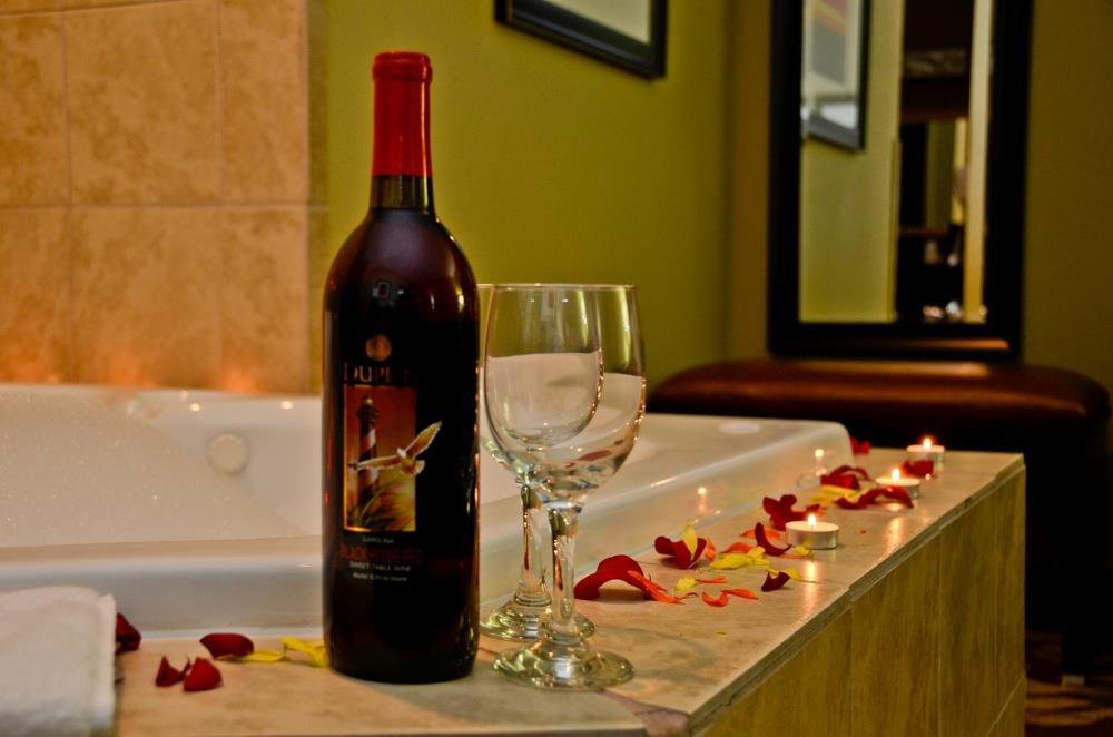 Hotel Spark By Hilton Carolina Rd 3*